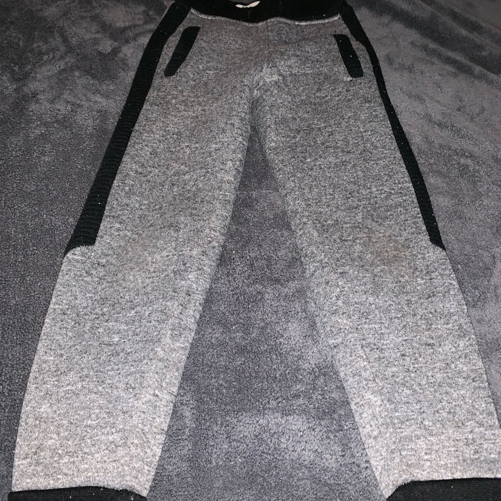 Size small (4) sweat pants grey/black.